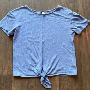 Old Navy Tshirt with Tie Front | Fits like a small